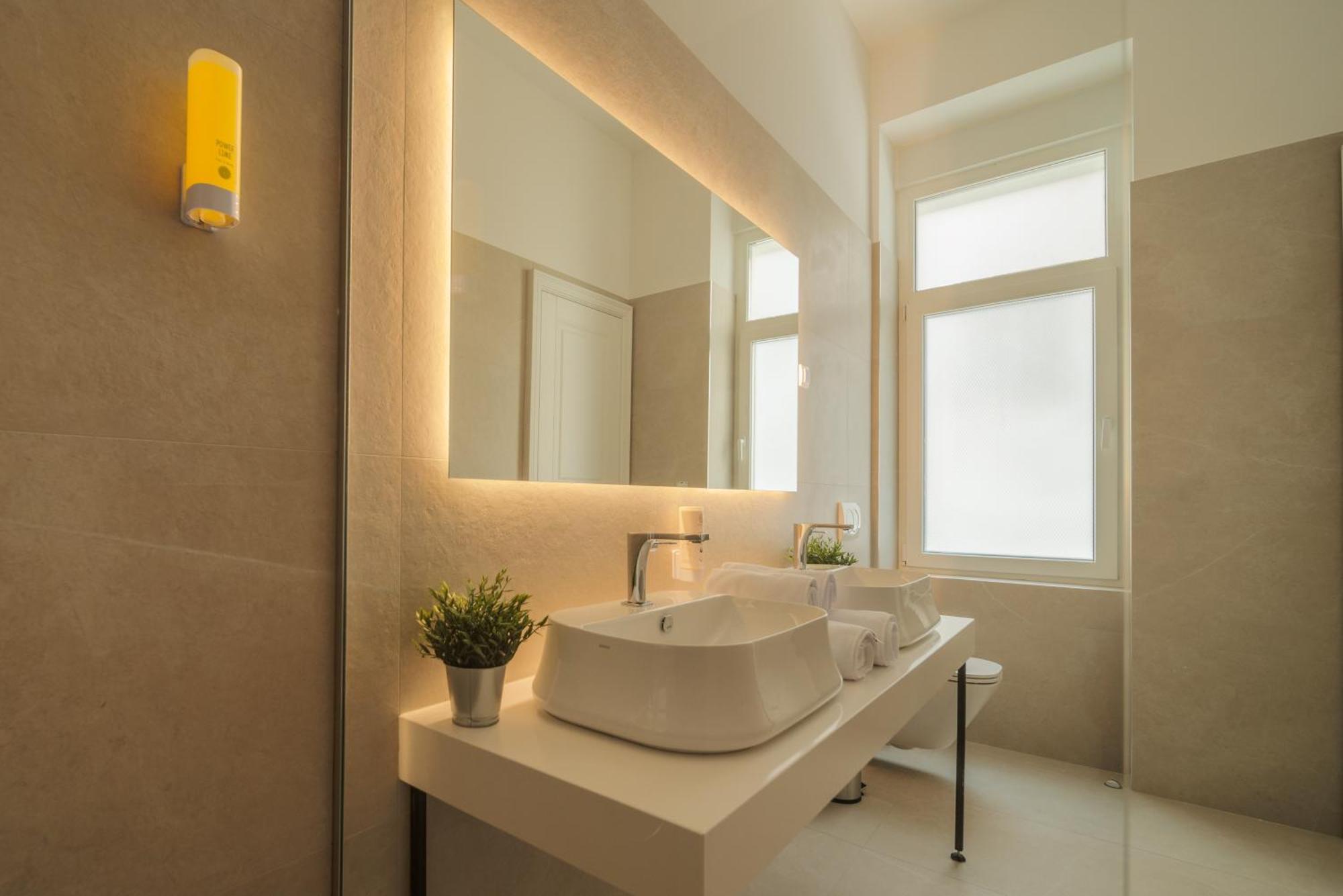 Slavija Fontana Lux Apartments Belgrado Buitenkant foto